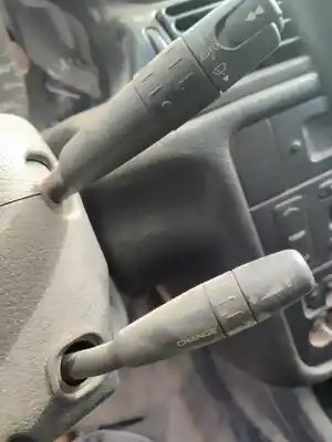 Veículo de Sucata peugeot 406 berlina (s1/s2) srdt pack do ano 2001 alimentado rhz