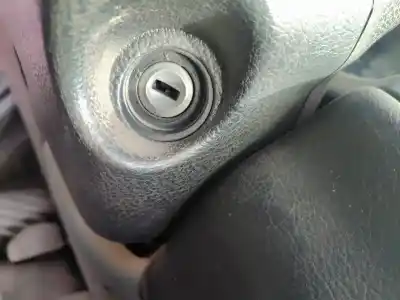 Veículo de Sucata peugeot 406 berlina (s1/s2) srdt pack do ano 2001 alimentado rhz