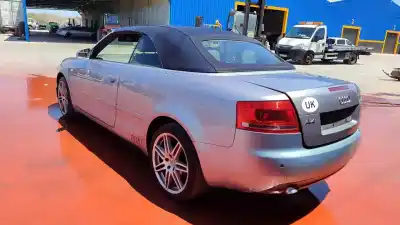 Здавання транспортного засобу audi a4 cabrio (8h) 2.0 tdi року 2001 потужний bpw