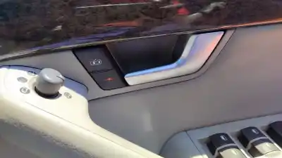 Здавання транспортного засобу audi a4 cabrio (8h) 2.0 tdi року 2001 потужний bpw