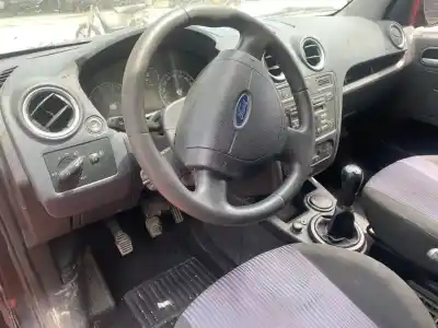 Здавання транспортного засобу ford fusion (cbk) ambiente року 2001 потужний fxja