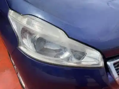 Veículo de Sucata peugeot 208 access do ano 2014 alimentado 