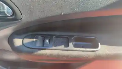 Veicolo di demolizione citroen c3 picasso exclusive dell'anno 2001 alimentato 8fs