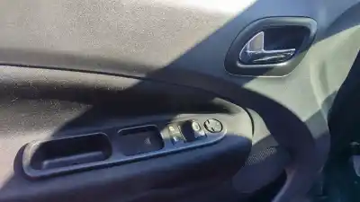 Veicolo di demolizione citroen c3 picasso exclusive dell'anno 2001 alimentato 8fs