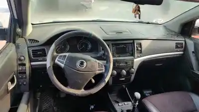 Здавання транспортного засобу ssangyong korando limited plus 4x4 року 2011 потужний 671950
