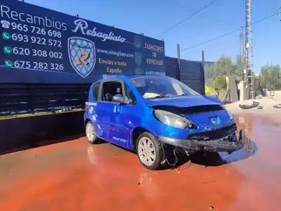 Veículo de Sucata peugeot 1007 sport do ano 2001 alimentado 9hz