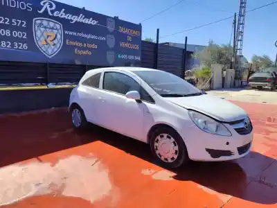 Veículo de Sucata opel corsa d ´´111 years´´ do ano 2001 alimentado z13dtj