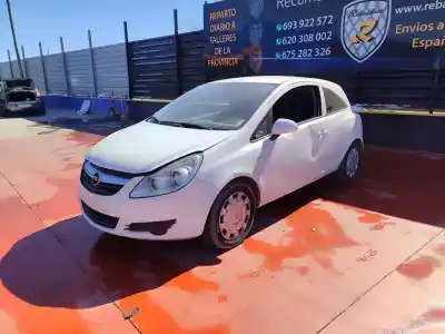 Veículo de Sucata opel corsa d ´´111 years´´ do ano 2001 alimentado z13dtj