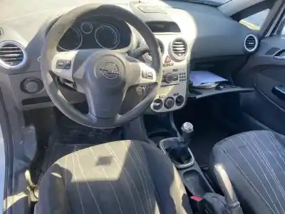 Veículo de Sucata opel corsa d ´´111 years´´ do ano 2001 alimentado z13dtj