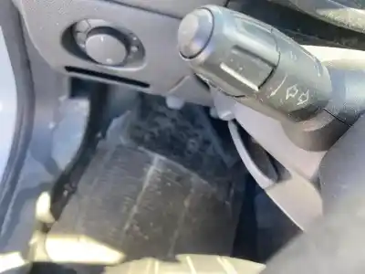 Veículo de Sucata opel corsa d ´´111 years´´ do ano 2001 alimentado z13dtj