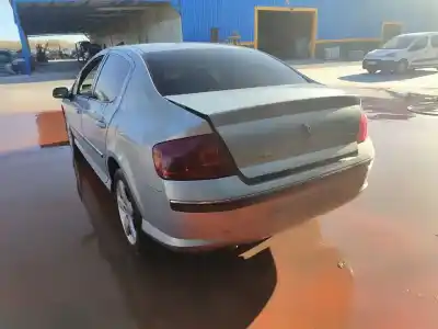 Sloopvoertuig peugeot 407 st confort van het jaar 2001 aangedreven rhr