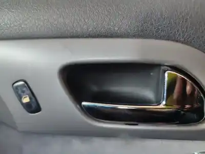 Sloopvoertuig peugeot 407 st confort van het jaar 2001 aangedreven rhr