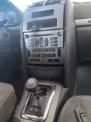 Sloopvoertuig peugeot 407 st confort van het jaar 2001 aangedreven rhr