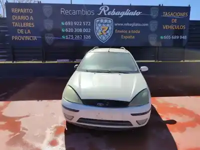 Veículo de Sucata ford focus berlina (cak) ambiente do ano 2001 alimentado 