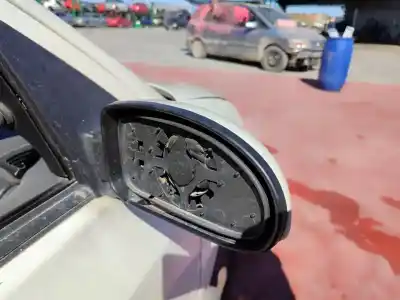 Veículo de Sucata ford focus berlina (cak) ambiente do ano 2001 alimentado 