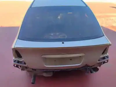 Veículo de Sucata bmw 3 compact (e46) 316 ti do ano 2001 alimentado n42b18a