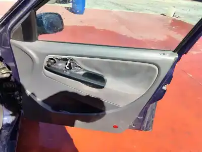 Veículo de Sucata seat cordoba berlina (6k2) signo do ano 2001 alimentado 