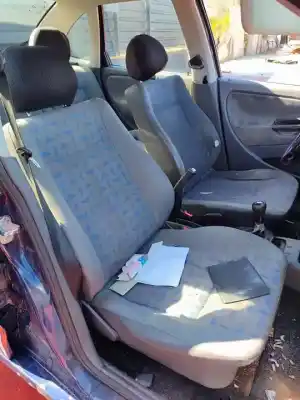 Veículo de Sucata seat cordoba berlina (6k2) signo do ano 2001 alimentado 
