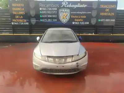 Veicolo di demolizione honda civic lim.4 (fd) 1.8 vtec cat dell'anno 2001 alimentato r18a2