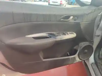 Veicolo di demolizione honda civic lim.4 (fd) 1.8 vtec cat dell'anno 2001 alimentato r18a2