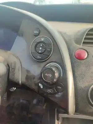 Veicolo di demolizione honda civic lim.4 (fd) 1.8 vtec cat dell'anno 2001 alimentato r18a2