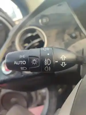 Veicolo di demolizione honda civic lim.4 (fd) 1.8 vtec cat dell'anno 2001 alimentato r18a2