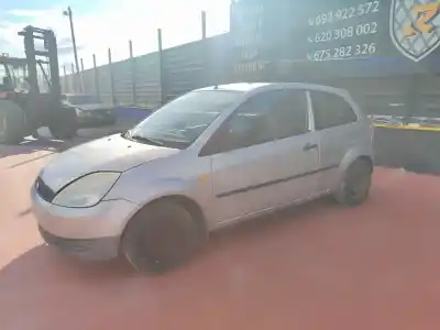 Véhicule à la ferraille ford fiesta (cbk) ambiente de l'année 2001 alimenté a9ja