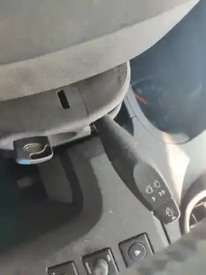 Véhicule à la ferraille ford fiesta (cbk) ambiente de l'année 2001 alimenté a9ja