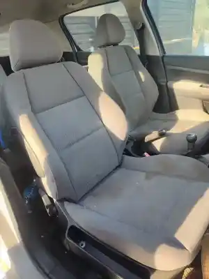 Veículo de Sucata peugeot 307 (s1) xr do ano 2001 alimentado rhy