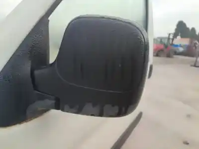 Здавання транспортного засобу citroen berlingo 1.9 d multispace року 2001 потужний d-d9b