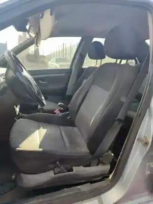 Veículo de Sucata peugeot 406 berlina (s1/s2) srdt do ano 2001 alimentado d-rhz