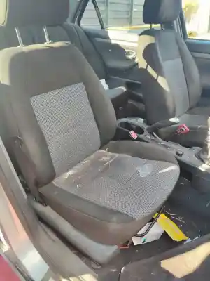 Veículo de Sucata peugeot 406 berlina (s1/s2) srdt do ano 2001 alimentado d-rhz