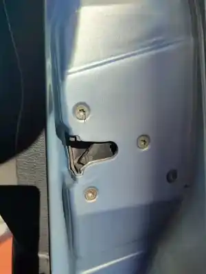 Veículo de Sucata peugeot 406 berlina (s1/s2) srdt do ano 2001 alimentado d-rhz