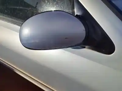 Veículo de Sucata peugeot 406 berlina (s1/s2) srdt do ano 2001 alimentado d-rhz