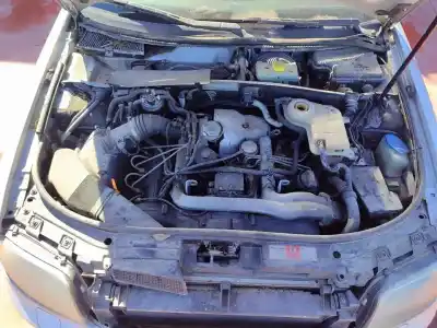 Veículo de Sucata audi a6 berlina (4b2) 2.5 tdi do ano 2001 alimentado bau