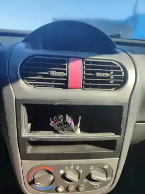 Scrapping Vehicle opel corsa c blue line of the year 2001 powered z13dt