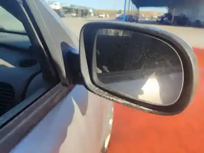 Scrapping Vehicle opel corsa c blue line of the year 2001 powered z13dt