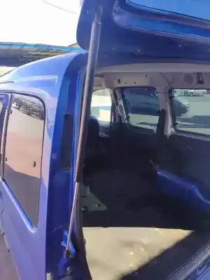 Sloopvoertuig peugeot partner (s2) combiespace van het jaar 2001 aangedreven rhy