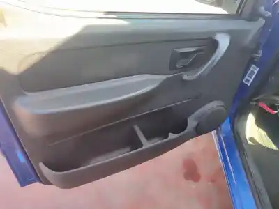 Sloopvoertuig peugeot partner (s2) combiespace van het jaar 2001 aangedreven rhy