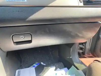 Scrapping Vehicle audi a6 berlina (4b2) 2.5 v6 24v tdi of the year 2001 powered (d) afb