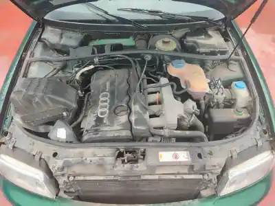 Veículo de Sucata audi a4 berlina (b5) 1.8 t do ano 2001 alimentado 