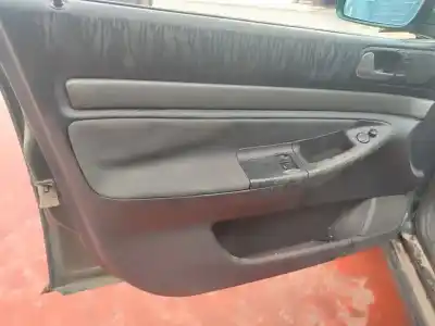 Veículo de Sucata audi a4 berlina (b5) 1.8 t do ano 2001 alimentado 