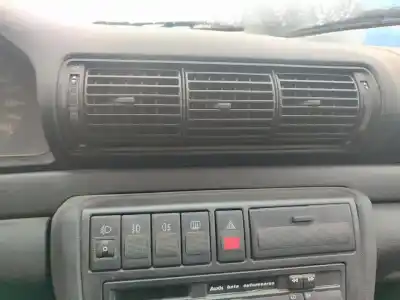 Veículo de Sucata audi a4 berlina (b5) 1.8 t do ano 2001 alimentado 