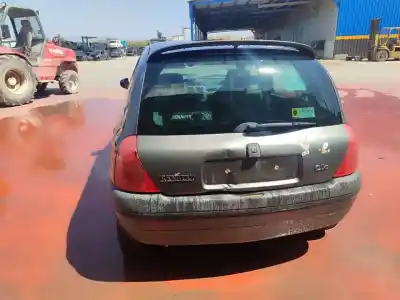 Здавання транспортного засобу renault clio ii fase i (b/cbo) 1.2 року 2001 потужний d7f