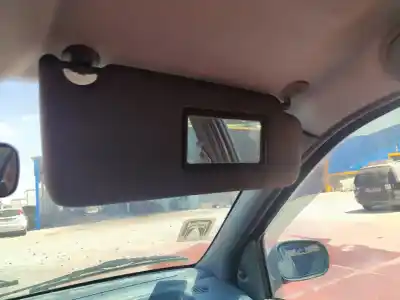 Здавання транспортного засобу renault clio ii fase i (b/cbo) 1.2 року 2001 потужний d7f
