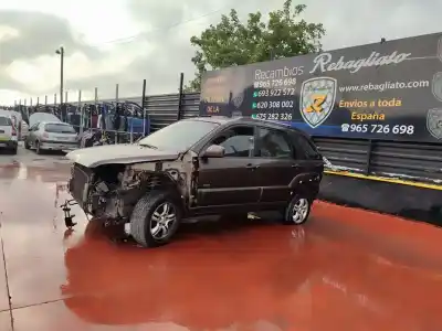 Vehicul casat kia sportage ex al anului 2001 alimentat d4ea