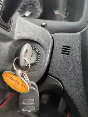 Vehicul casat kia sportage ex al anului 2001 alimentat d4ea