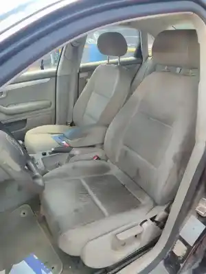 Veicolo di demolizione audi a4 berlina (8e) 1.9 tdi dell'anno 2001 alimentato brb