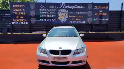 Veículo de Sucata BMW SERIE 3 TOURING (E91) 320i do ano 2001 alimentado MOTOR OK