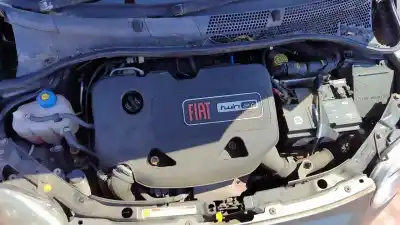 Veículo de Sucata fiat 500 cabrio (150) lounge 86 cv / 63 kw do ano 2011 alimentado 310a1027